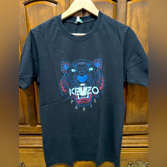 Kenzo - Picture 1 of 3